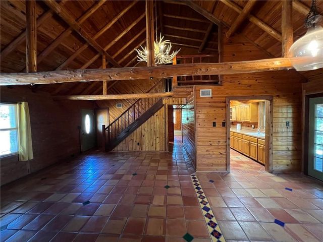 1215 Agarita DR, Fischer, TX 78623