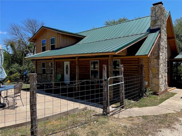 1215 Agarita DR, Fischer, TX 78623