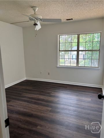 2 Oemler Court E, Savannah, GA 31410