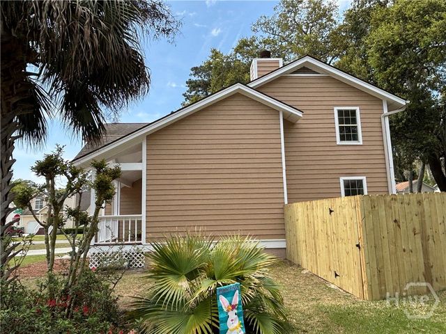 2 Oemler Court E, Savannah, GA 31410