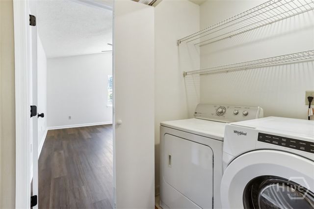 2 Oemler Court E, Savannah, GA 31410