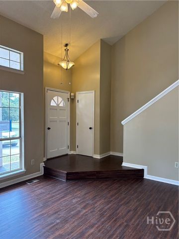 2 Oemler Court E, Savannah, GA 31410