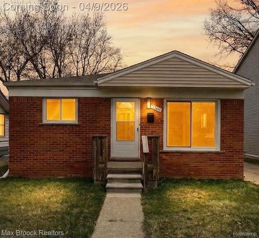 23448 Easterling Avenue, Hazel Park, MI 48030