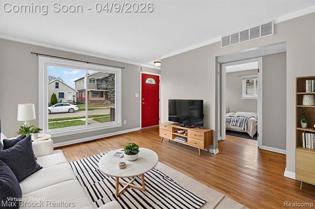 23448 Easterling Avenue, Hazel Park, MI 48030