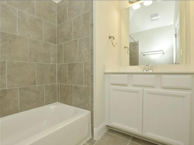 2401 Centennial LOOP, Round Rock, TX 78665