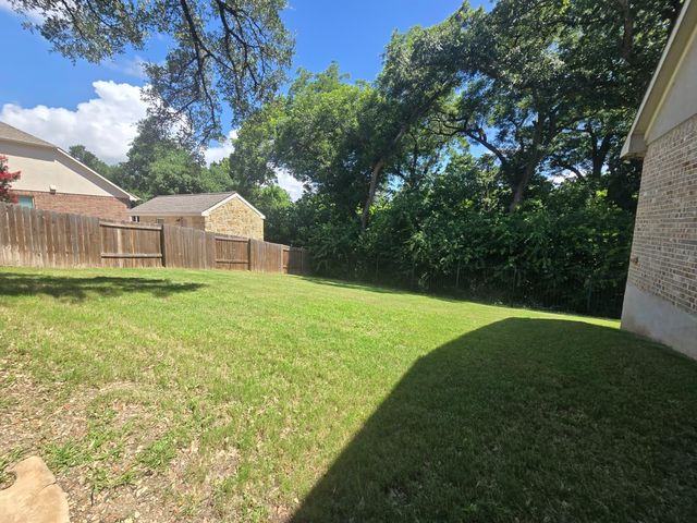 2401 Centennial LOOP, Round Rock, TX 78665