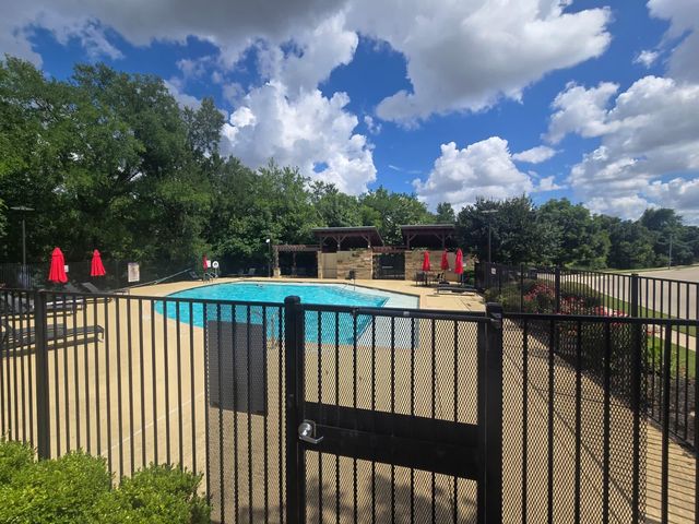 2401 Centennial LOOP, Round Rock, TX 78665