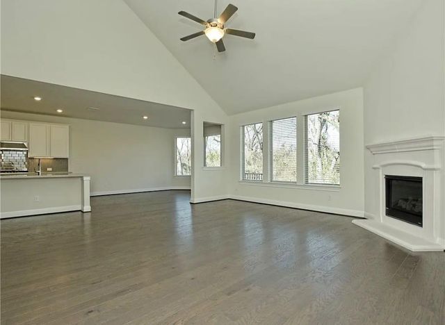 2401 Centennial LOOP, Round Rock, TX 78665