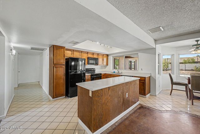 3054 W TIERRA BUENA Lane, Phoenix, AZ 85053