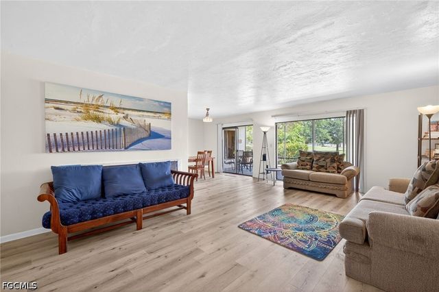 4728 Orange Grove BLVD 4, North Fort Myers, FL 33903