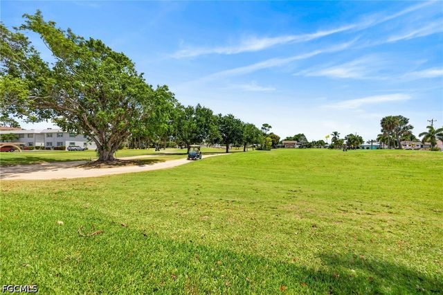 4728 Orange Grove BLVD 4, North Fort Myers, FL 33903