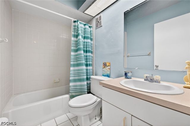 4728 Orange Grove BLVD 4, North Fort Myers, FL 33903