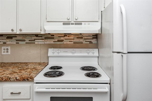 4340 37TH STREET S 6, St Petersburg, FL 33711