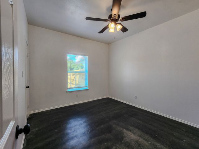 400 Susan Drive, Kennedale, TX 76060