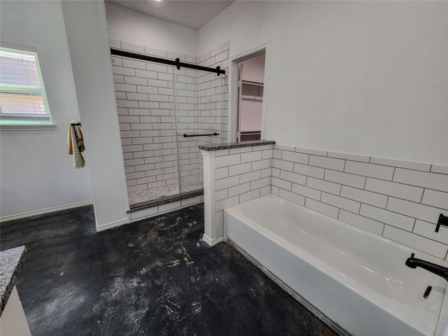 400 Susan Drive, Kennedale, TX 76060