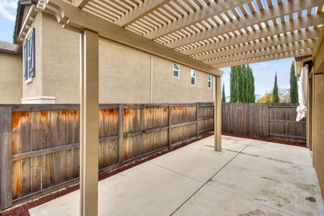 4554 Gray Lodge Loop, Rocklin, CA 95677