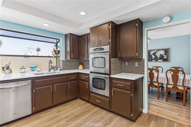 2169 Garretson Avenue, Corona, CA 92879
