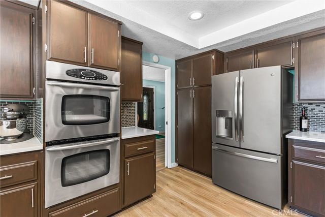 2169 Garretson Avenue, Corona, CA 92879