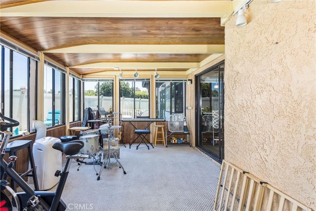 2169 Garretson Avenue, Corona, CA 92879