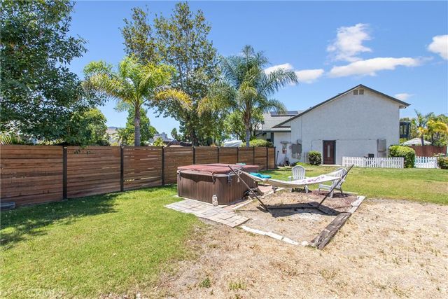 2169 Garretson Avenue, Corona, CA 92879