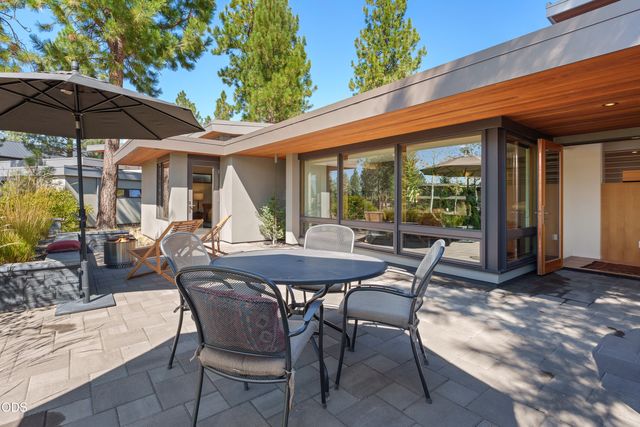 62773 NW Sand Lily Way, Bend, OR 97703