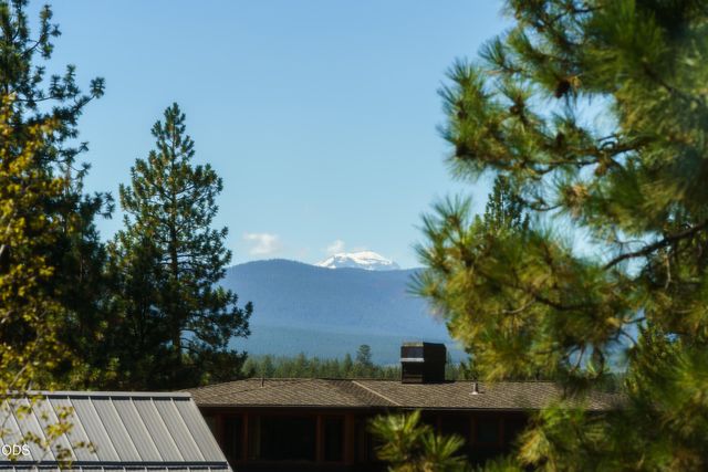 62773 NW Sand Lily Way, Bend, OR 97703