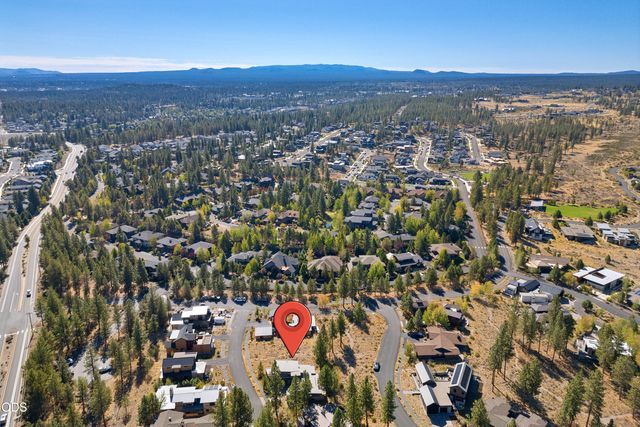 62773 NW Sand Lily Way, Bend, OR 97703
