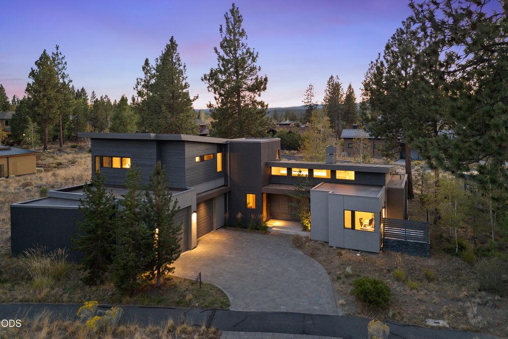 62773 NW Sand Lily Way, Bend, OR 97703