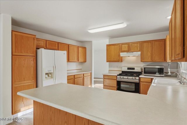 17598 Elk Court, Reno, NV 89508