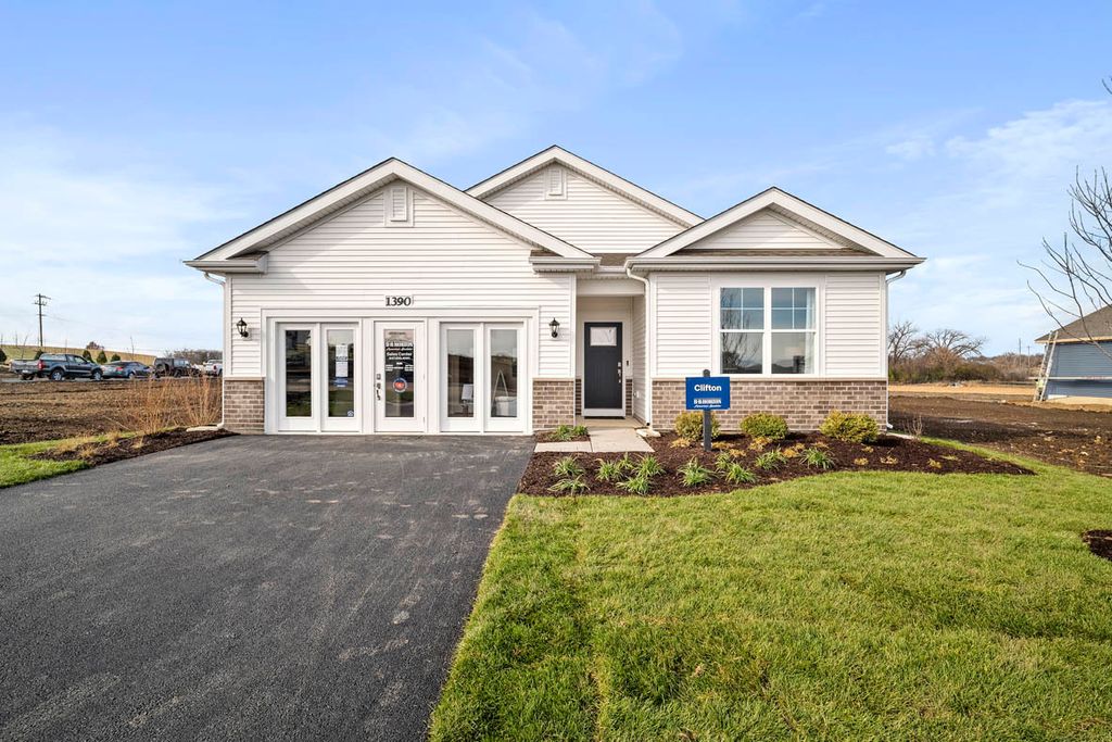 1390 Wild Tulip Circle, Bartlett, IL 60103