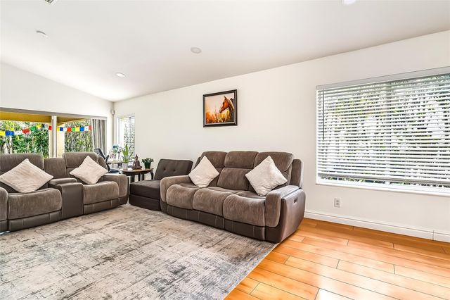 1347 Plumosa Way, Weston, FL 33327