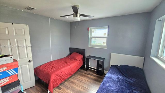 18431 NW 39th Ct, Miami Gardens, FL 33055