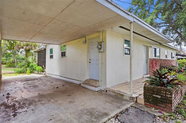 18431 NW 39th Ct, Miami Gardens, FL 33055