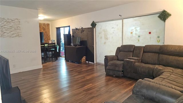 18431 NW 39th Ct, Miami Gardens, FL 33055