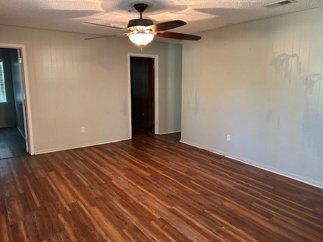 605 N Line, Mineola, TX 75773