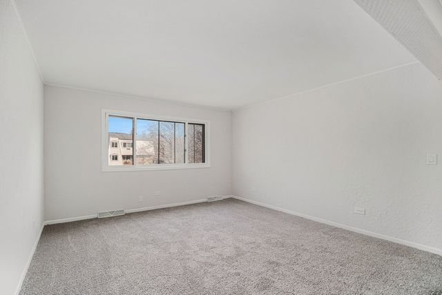 319 Dunning Avenue 3A, West Dundee, IL 60118