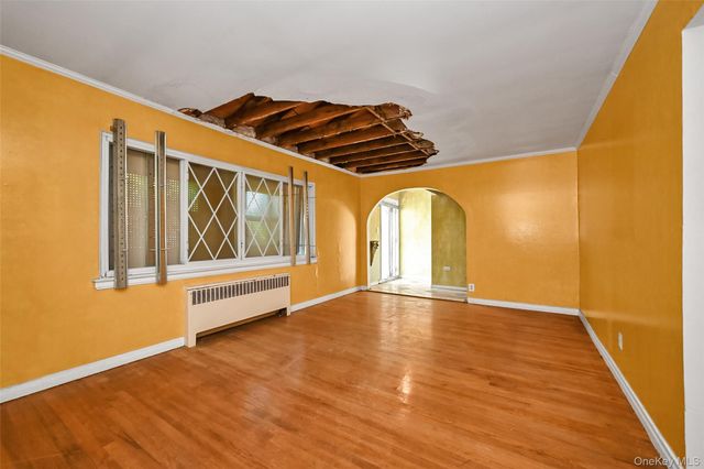 2255 Parkhurst Road, Elmont, NY 11003