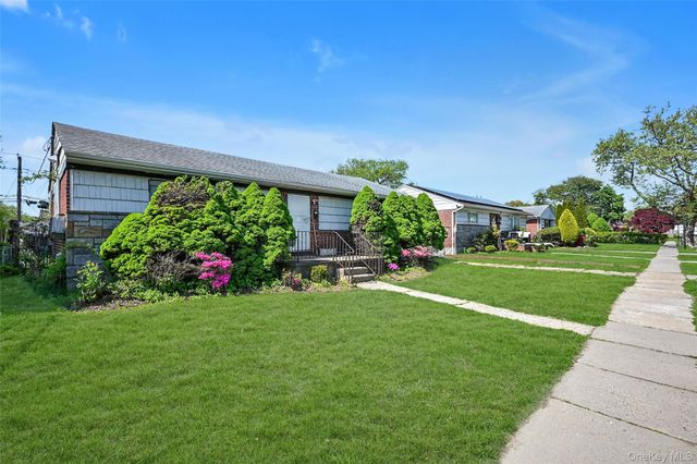 2255 Parkhurst Road, Elmont, NY 11003
