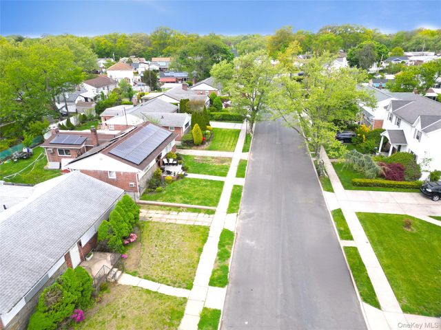 2255 Parkhurst Road, Elmont, NY 11003