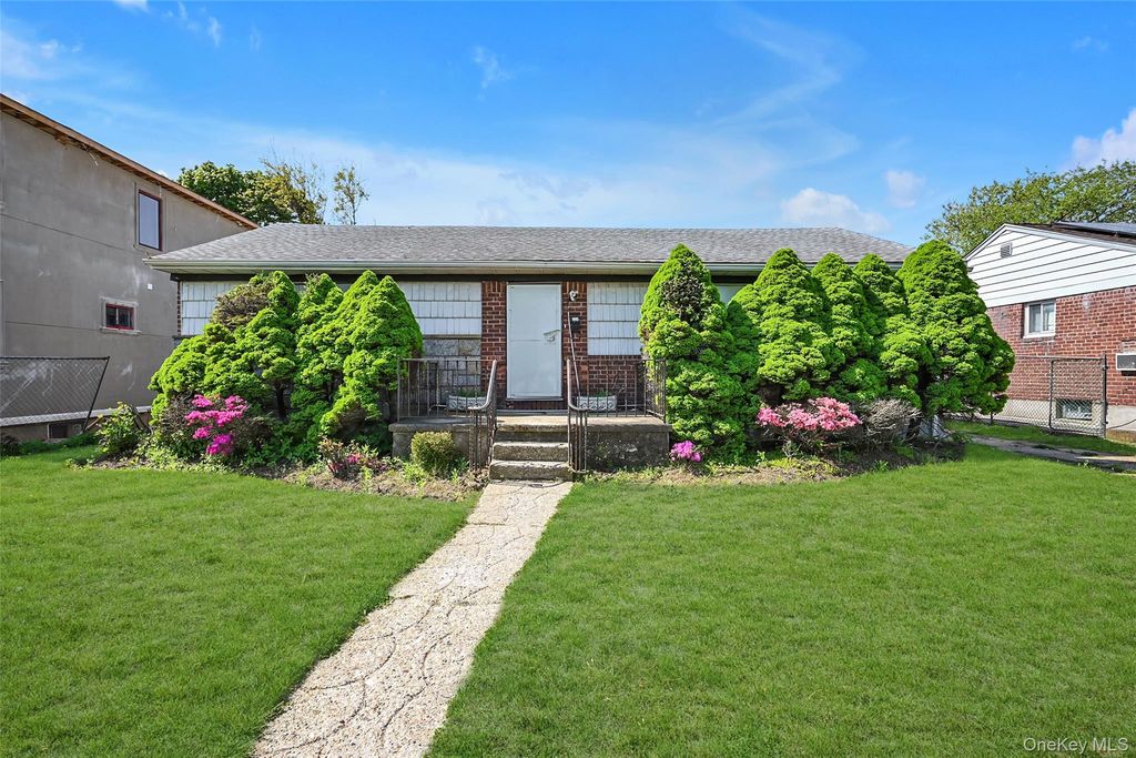 2255 Parkhurst Road, Elmont, NY 11003
