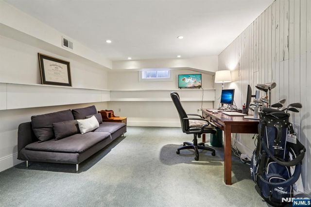 235 Sheridan Avenue, Ho-ho-kus, NJ 07423