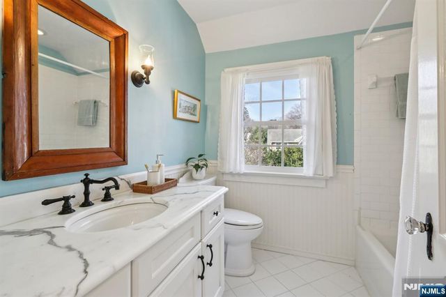 235 Sheridan Avenue, Ho-ho-kus, NJ 07423