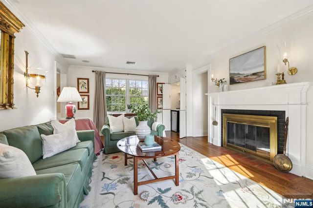 235 Sheridan Avenue, Ho-ho-kus, NJ 07423