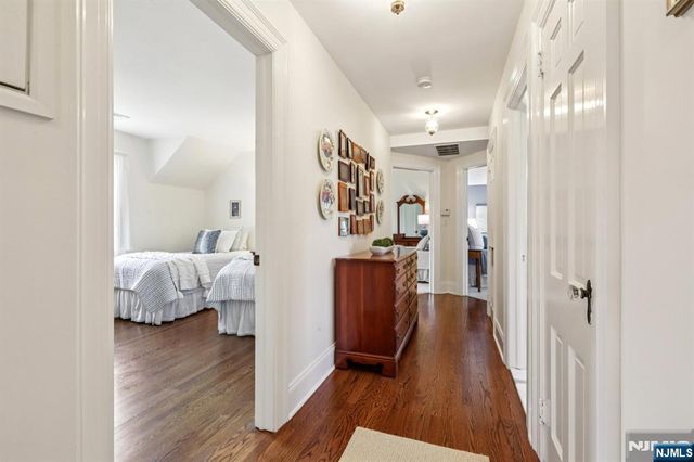 235 Sheridan Avenue, Ho-ho-kus, NJ 07423