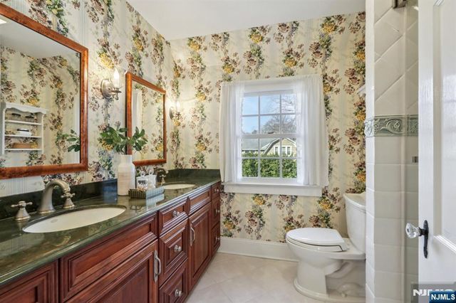 235 Sheridan Avenue, Ho-ho-kus, NJ 07423