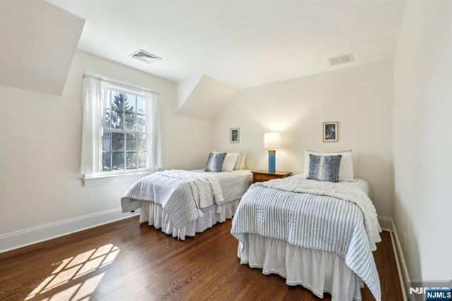 235 Sheridan Avenue, Ho-ho-kus, NJ 07423