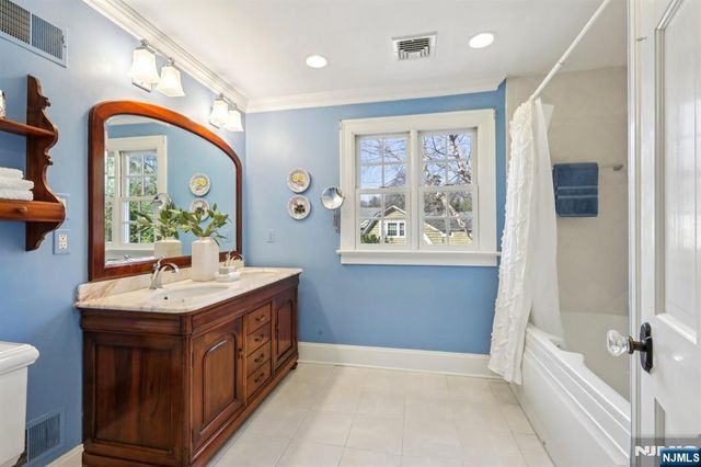 235 Sheridan Avenue, Ho-ho-kus, NJ 07423