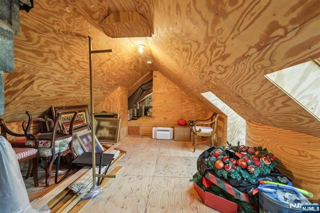 235 Sheridan Avenue, Ho-ho-kus, NJ 07423