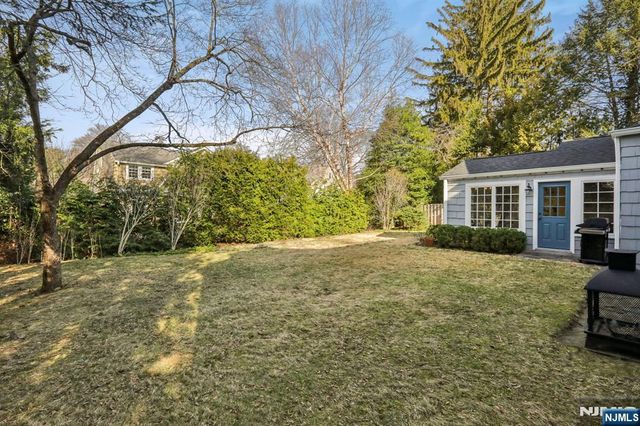 235 Sheridan Avenue, Ho-ho-kus, NJ 07423