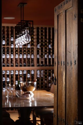 295 Sonoma Ridge Rd, Santa Rosa, CA 95404